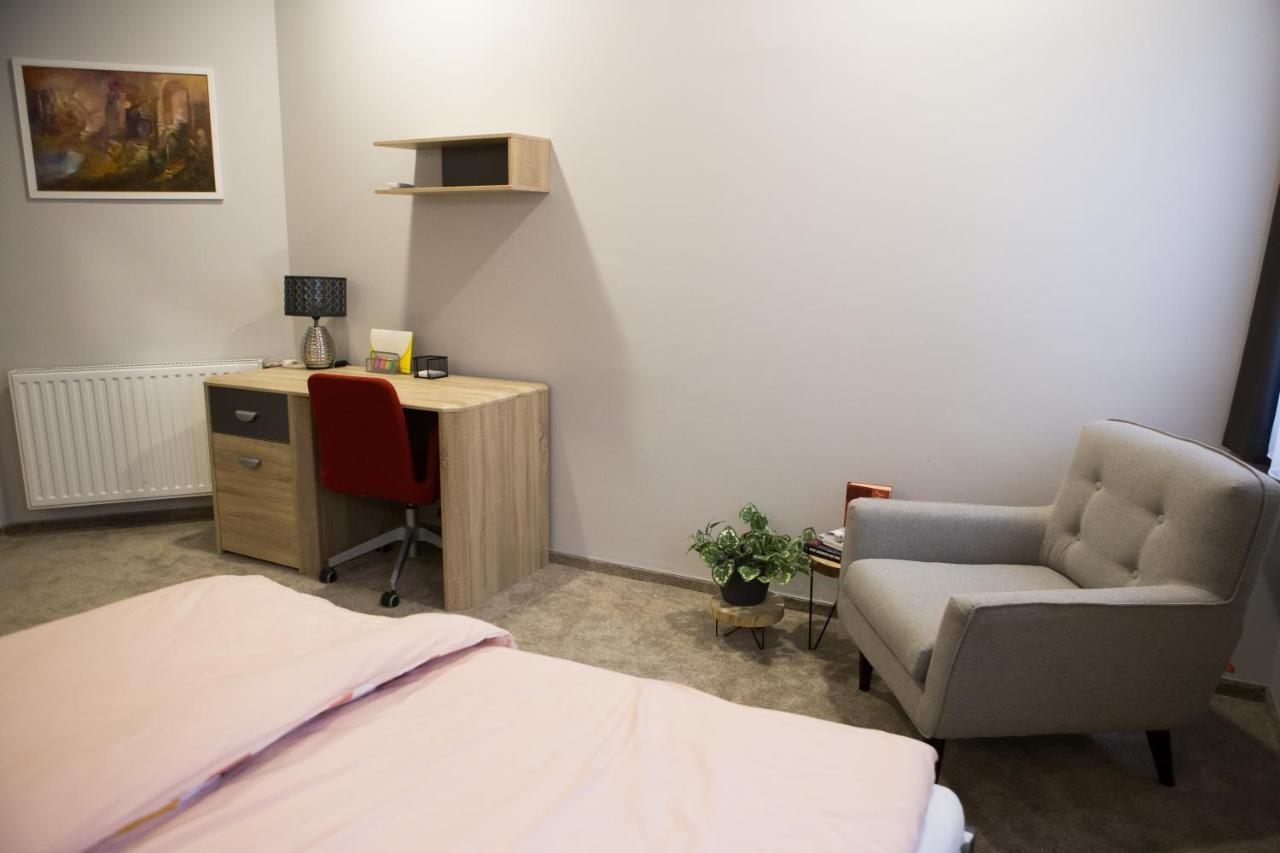 Ferienwohnung Kikelet Apartman Szombathely Exterior foto