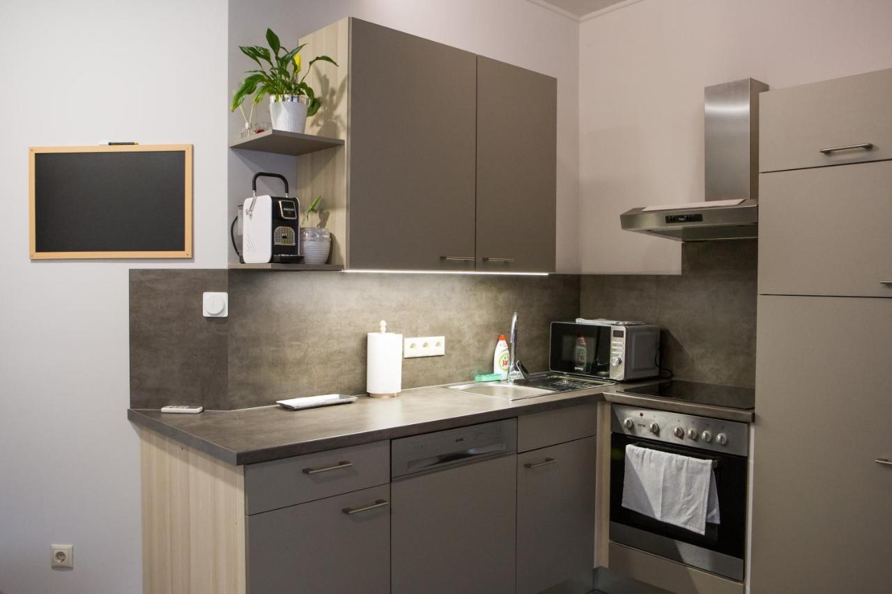 Ferienwohnung Kikelet Apartman Szombathely Exterior foto